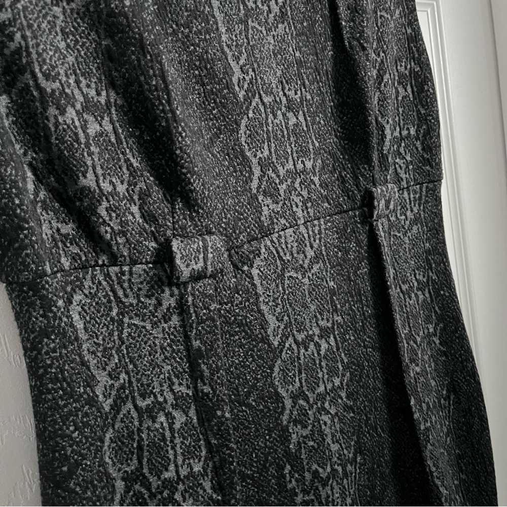 3/30$💥 Calvin Klein dress Women Small 6 black pattern midi classic sleeveless - Picture 3 of 6